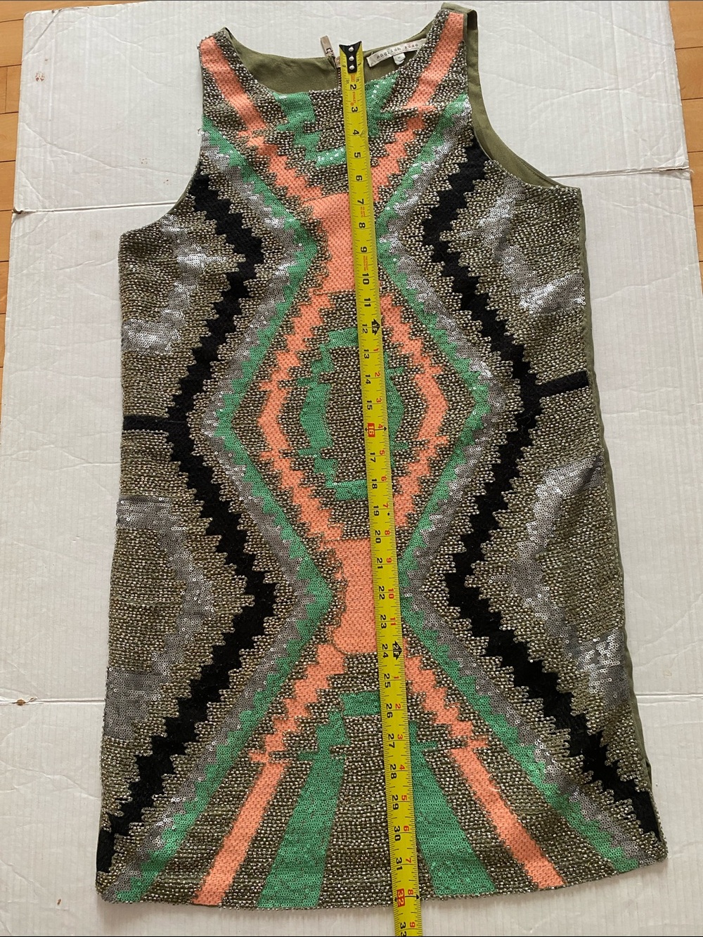 English Rose Mini Sheath Dress w breaded Geo-Pattern in Coral & Green Sze Medium - Picture 12 of 15